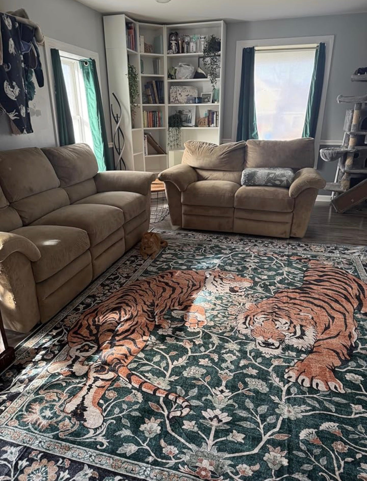 VINTAGE TIGER RUG