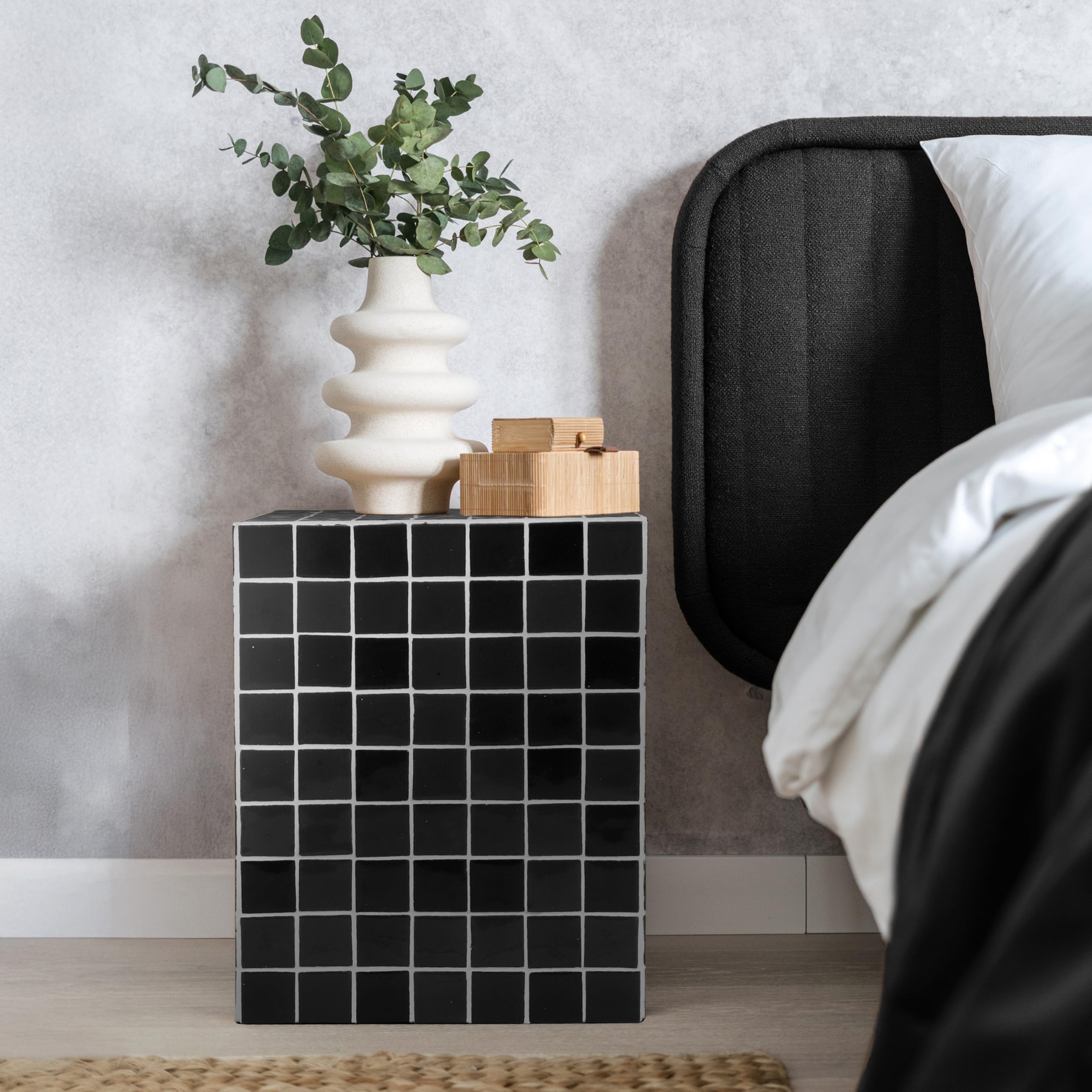 TILED TABLE