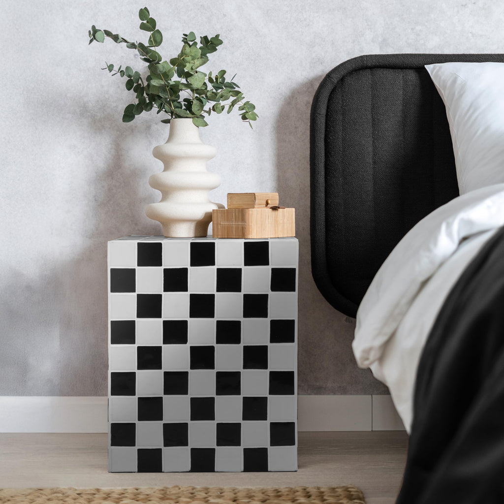 TILED TABLE