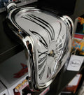 MELTING CLOCK