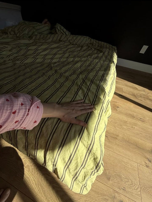 BAM’S BEDDING