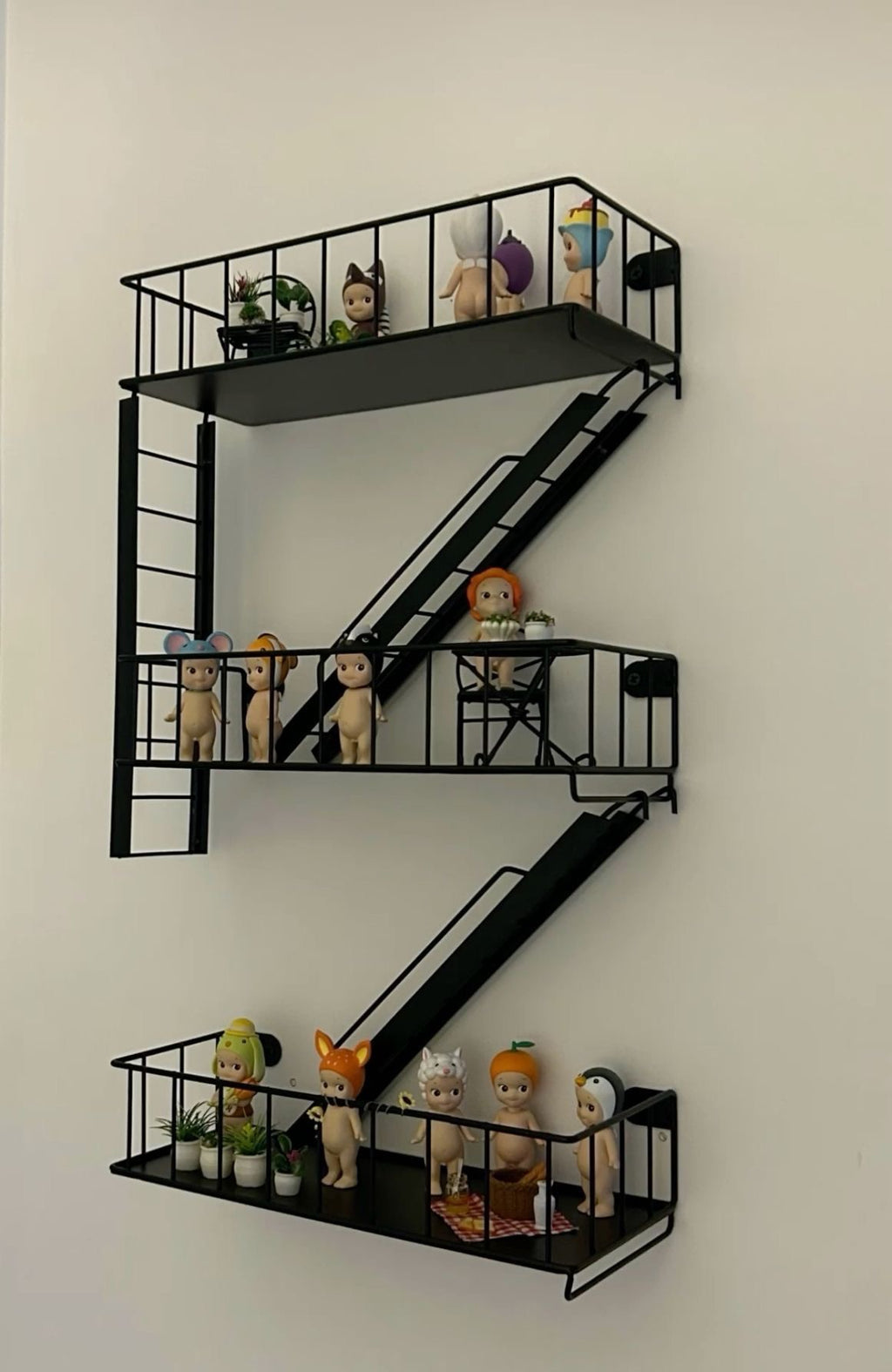 FIRE ESCAPE SHELVES